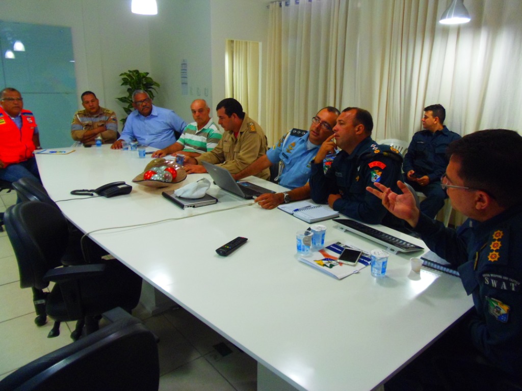 SMTT participa da 2ª reunião para discutir a Operação Réveillon 2016 - SMTT Aracaju